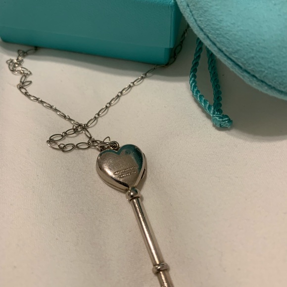 Tiffany & Co Silver Key locket and long chain necklace - Picture 4 of 5